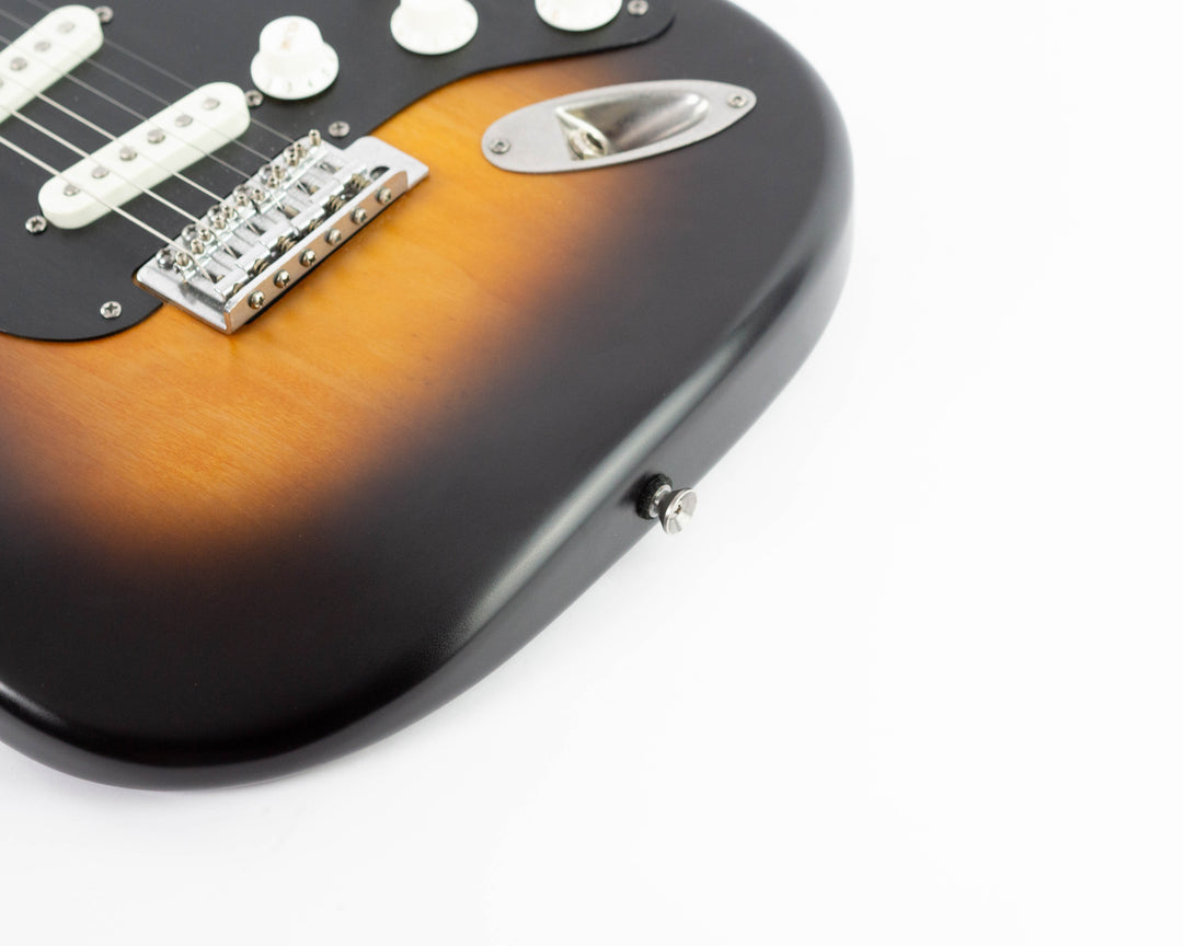 Squier 40th Anniversary Vintage Edition Stratocaster 2022 Satin Wide 2-Colour Sunburst