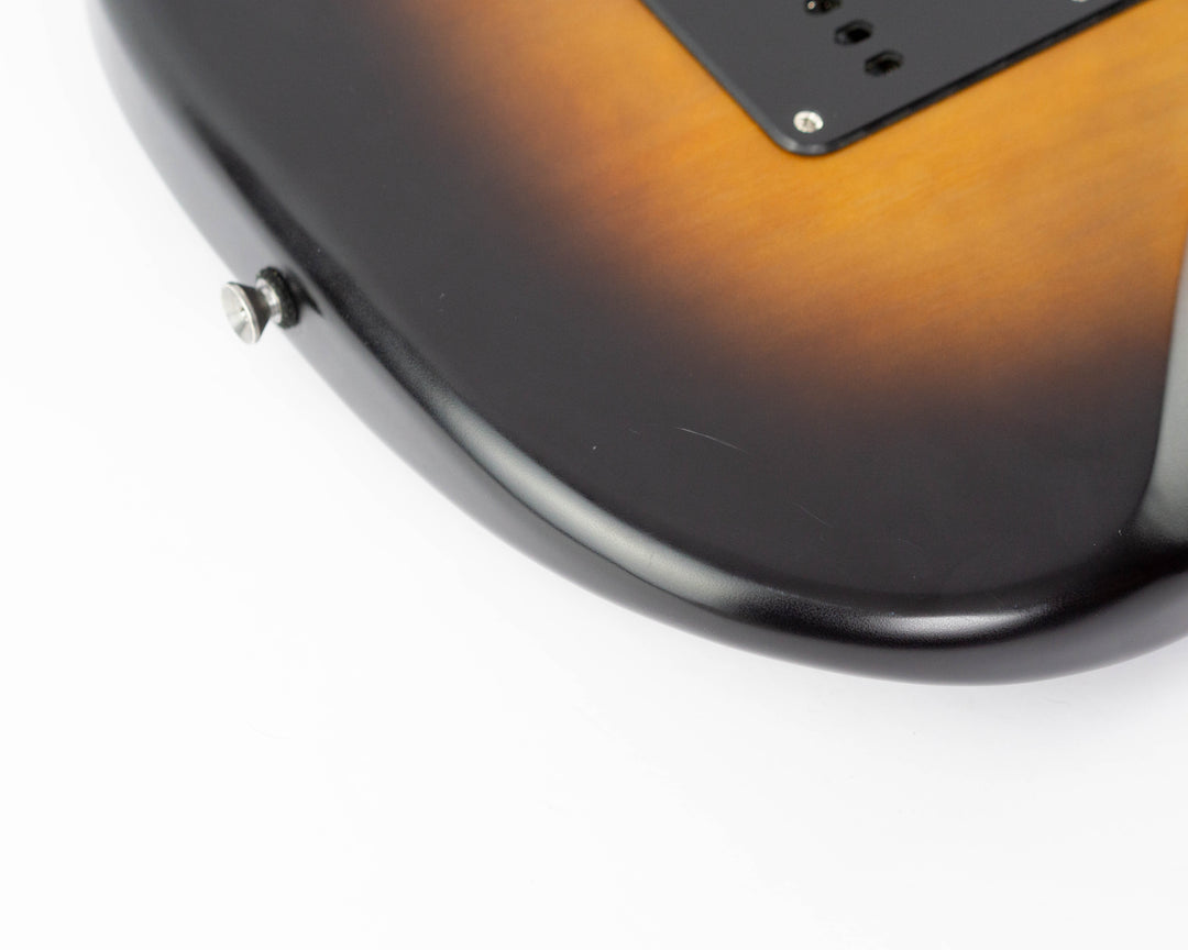 Squier 40th Anniversary Vintage Edition Stratocaster 2022 Satin Wide 2-Colour Sunburst