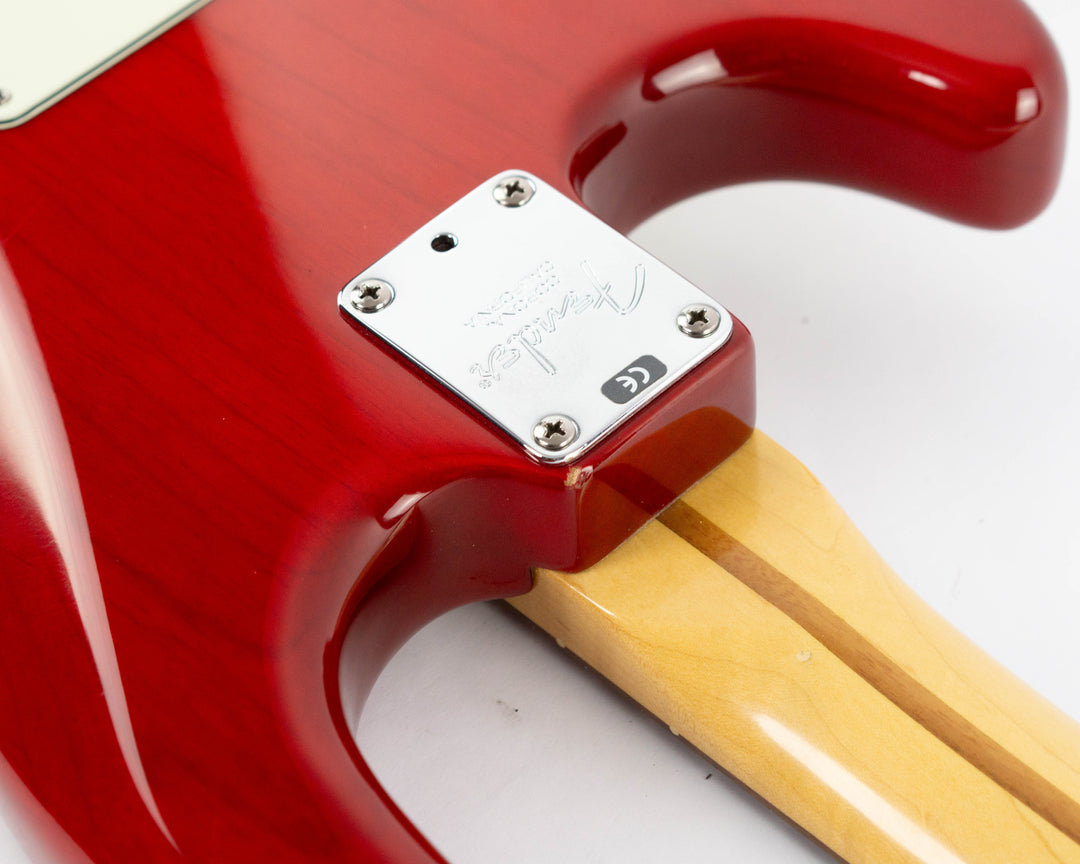 Fender American Deluxe Stratocaster 2008 Trans Red