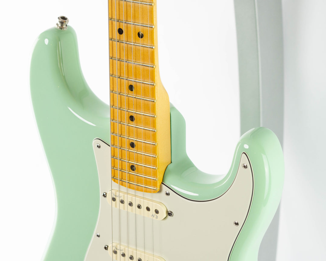 Fender American Deluxe Stratocaster V-Neck 2015 Surf Green