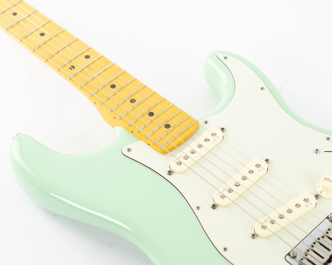 Fender American Deluxe Stratocaster V-Neck 2015 Surf Green