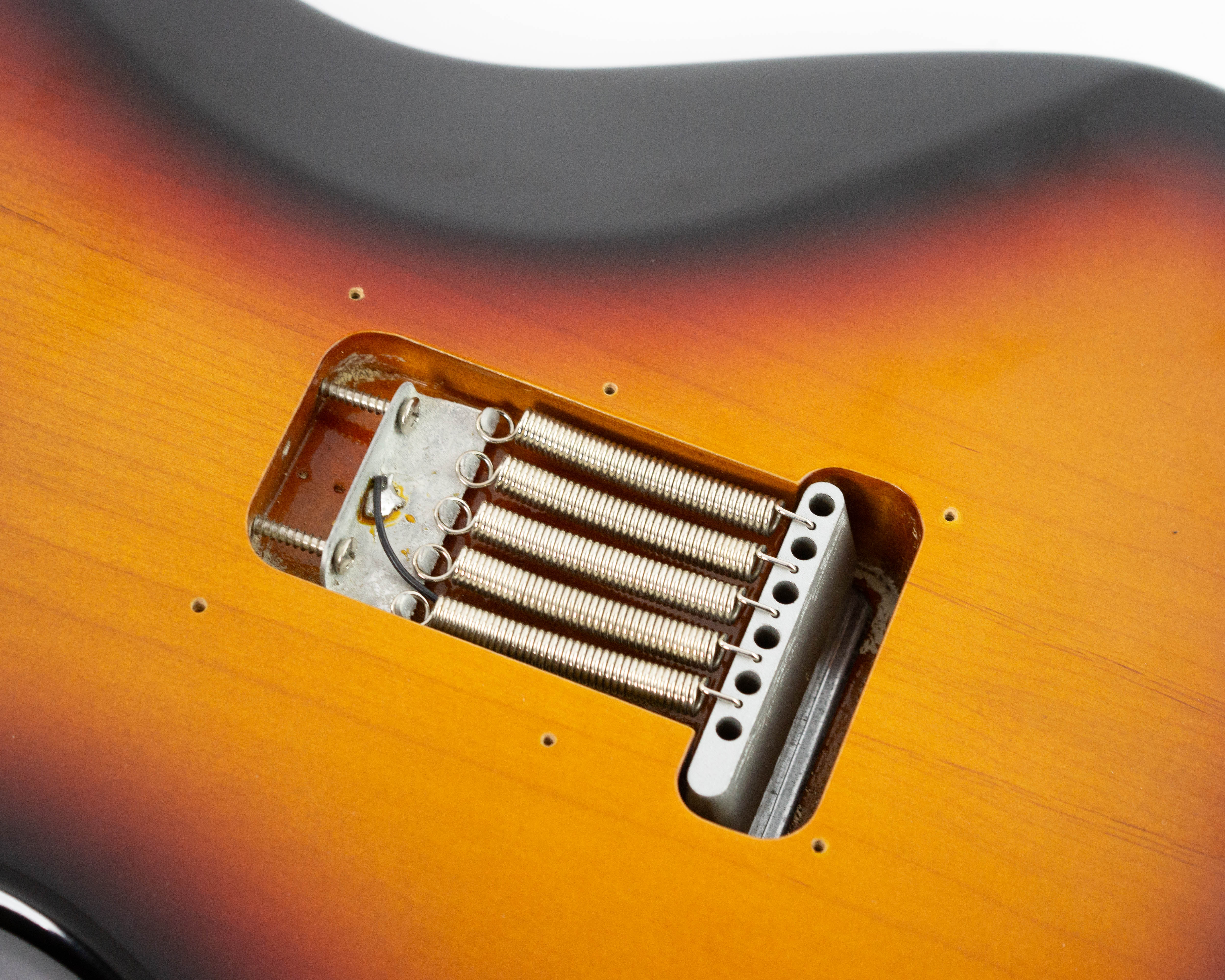 Fender American Standard Stratocaster 1998 3-Colour Sunburst