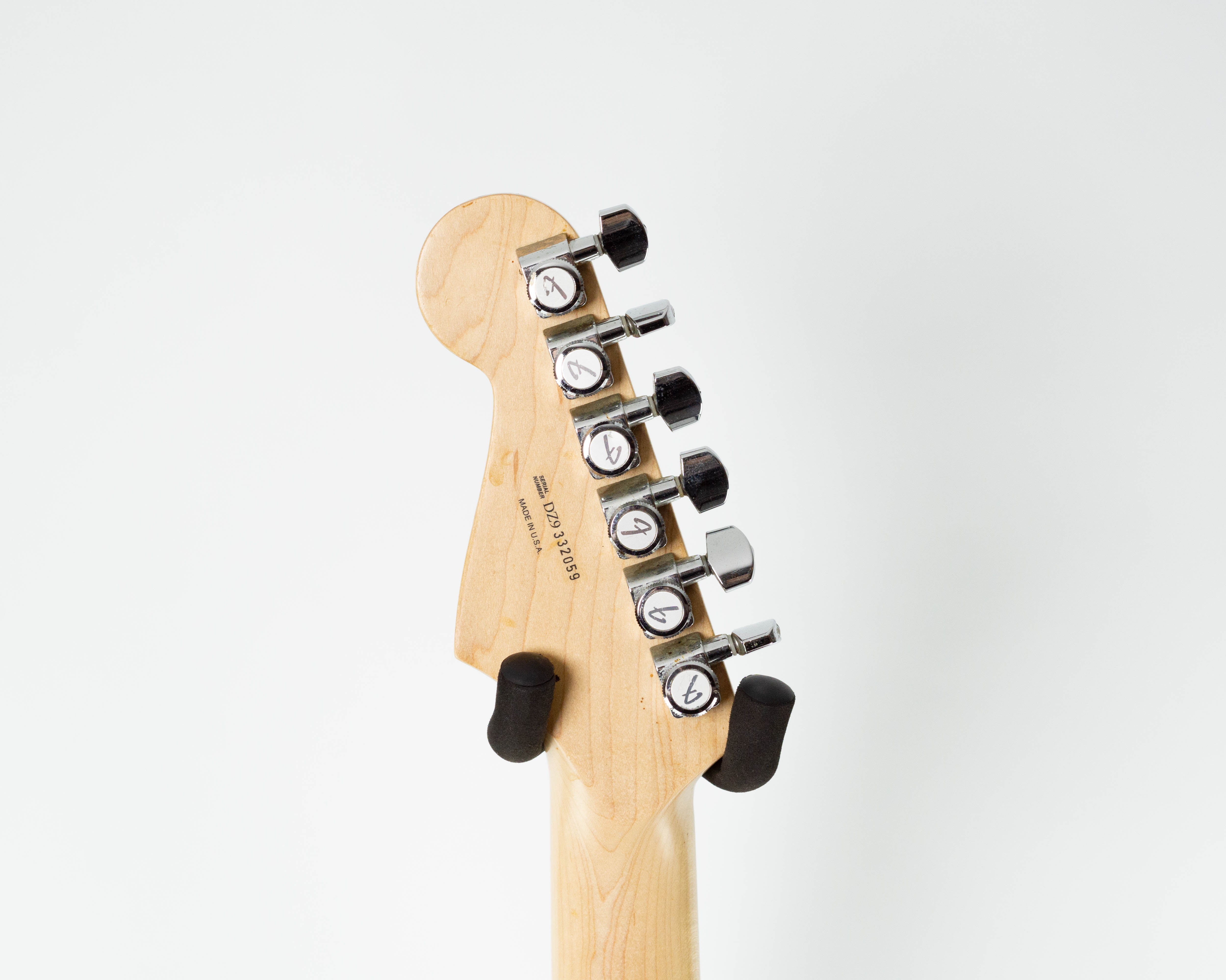Fender American Deluxe Stratocaster 2009 3-Colour Sunburst